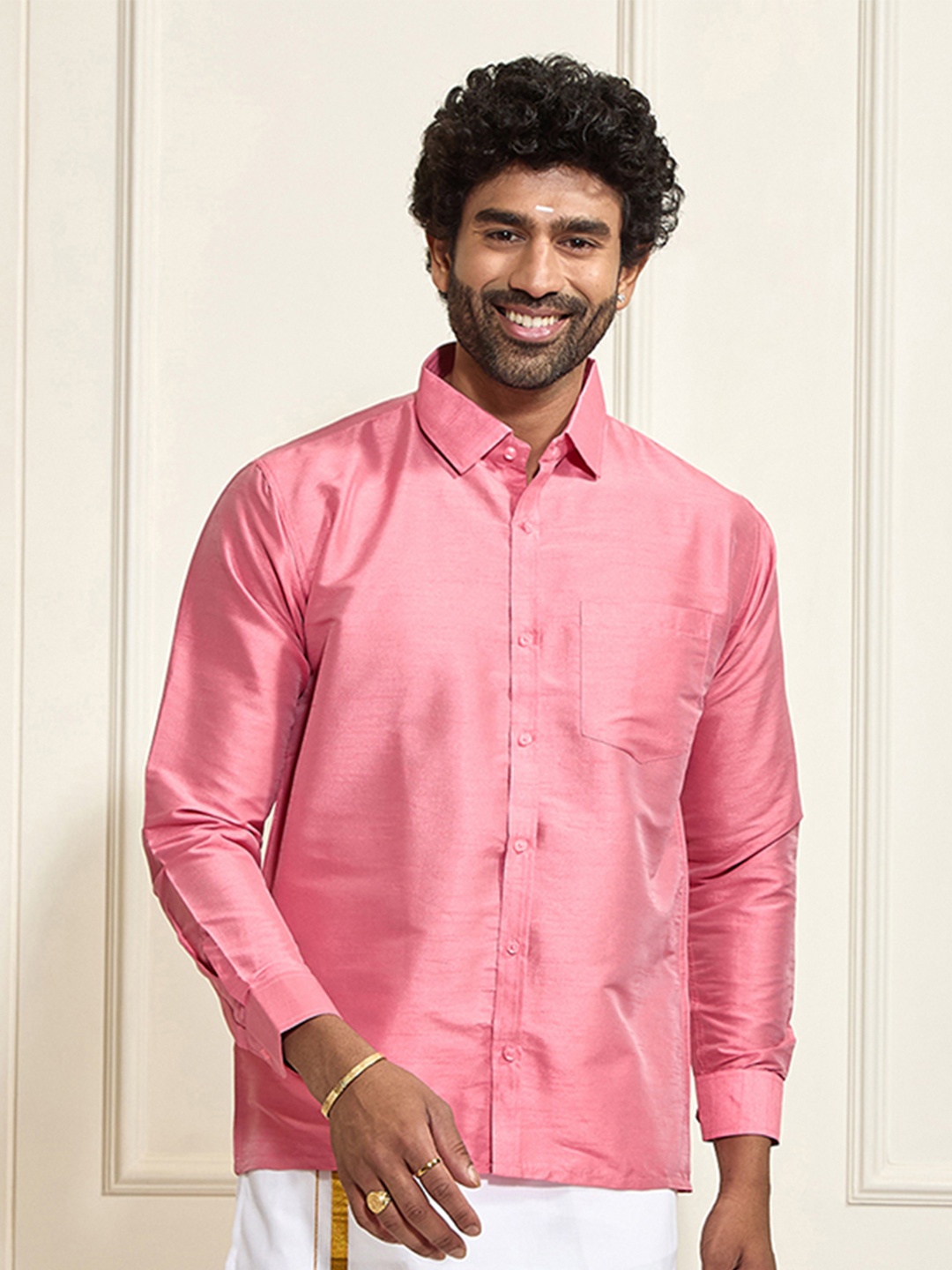 

VASTRAMAY Premium Spread Collar Silk Shirt, Pink