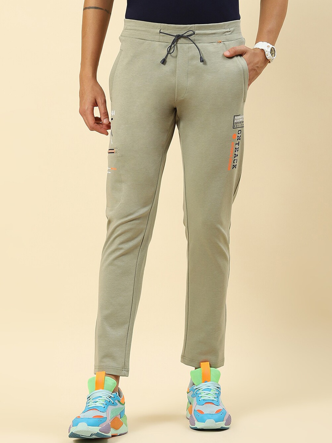 

Monte Carlo Men Mid-Rise Track Pants, Green