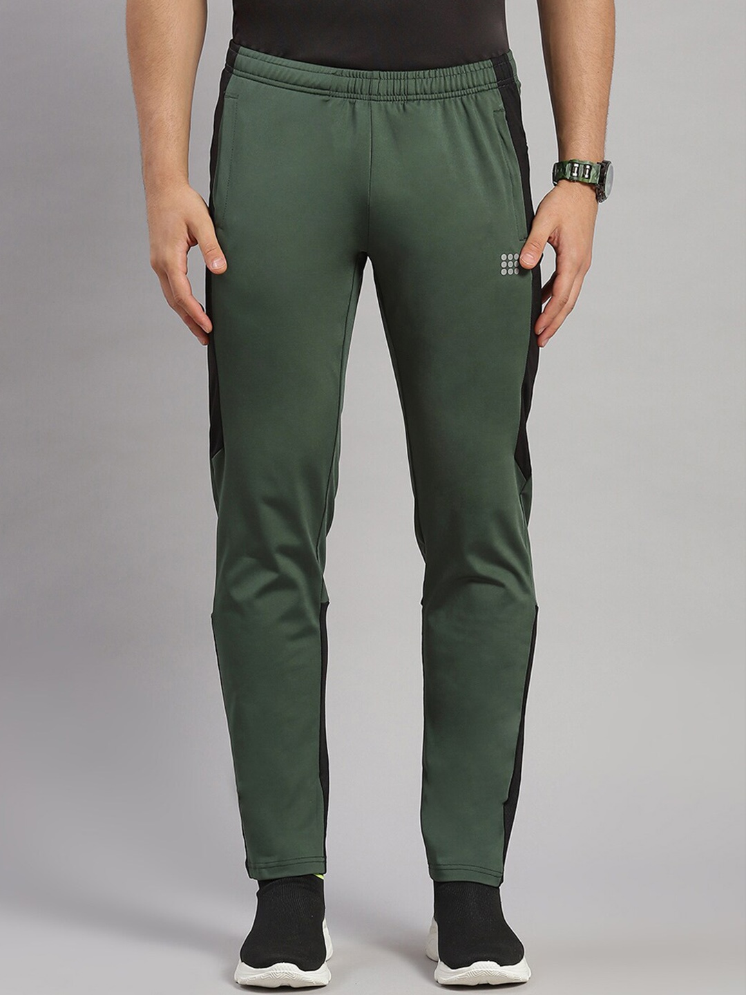 

rock.it Men Striped Mid-Rise Track Pants, Olive