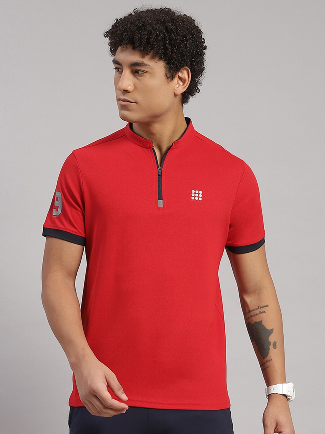 

rock.it Mandarin Collar Regular Fit T-shirt, Red