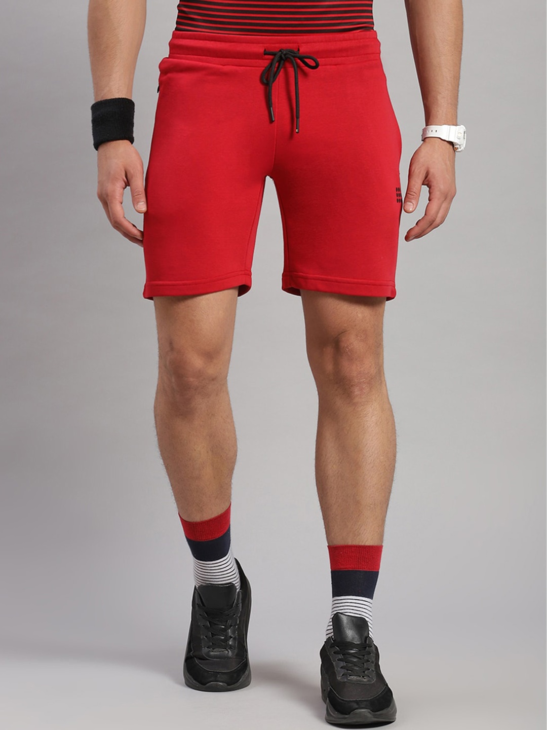 

rock.it Men Mid Rise Slim Fit Sports Shorts, Red