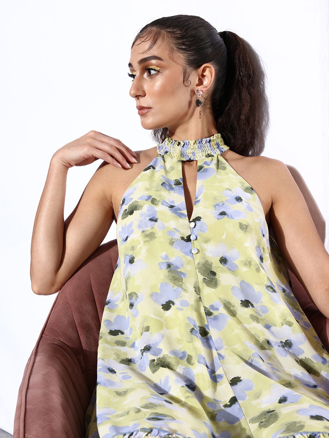 

QUIERO Floral Print Keyhole Neck Georgette A-Line Mini Dress, Lime green