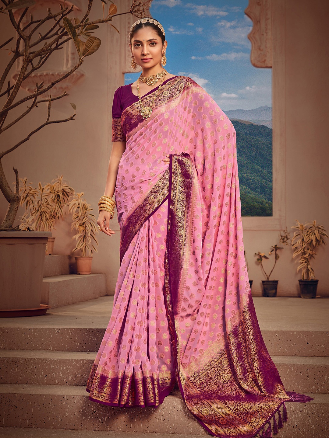 

elora Ethinic Motif Woven Design Zari Banarasi Saree, Pink