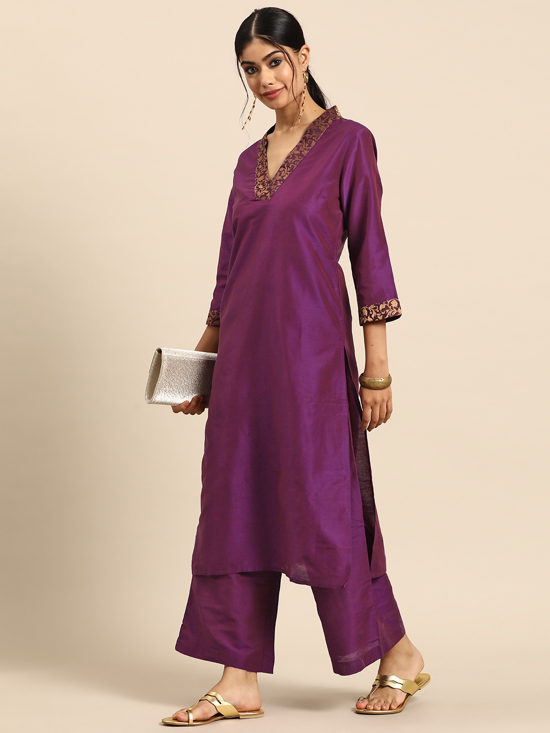 

Sangria Solid Kurta with Palazzos, Purple