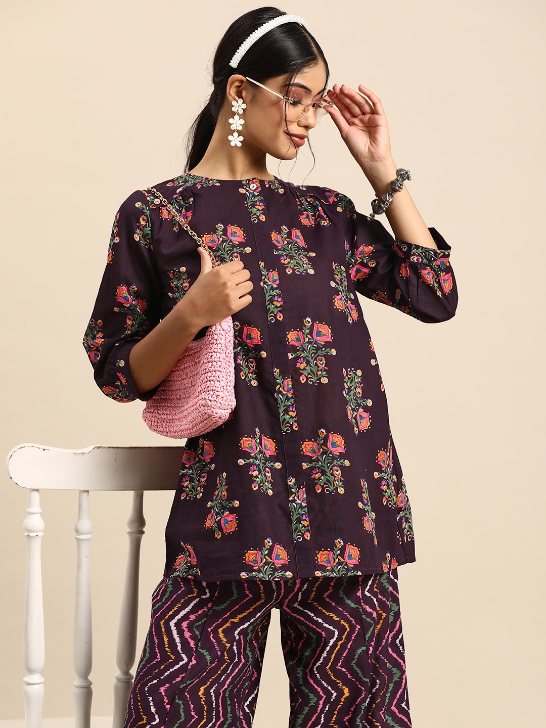 

Sangria Ethnic Motifs Printed Pure Cotton Kurti with Palazzos, Purple