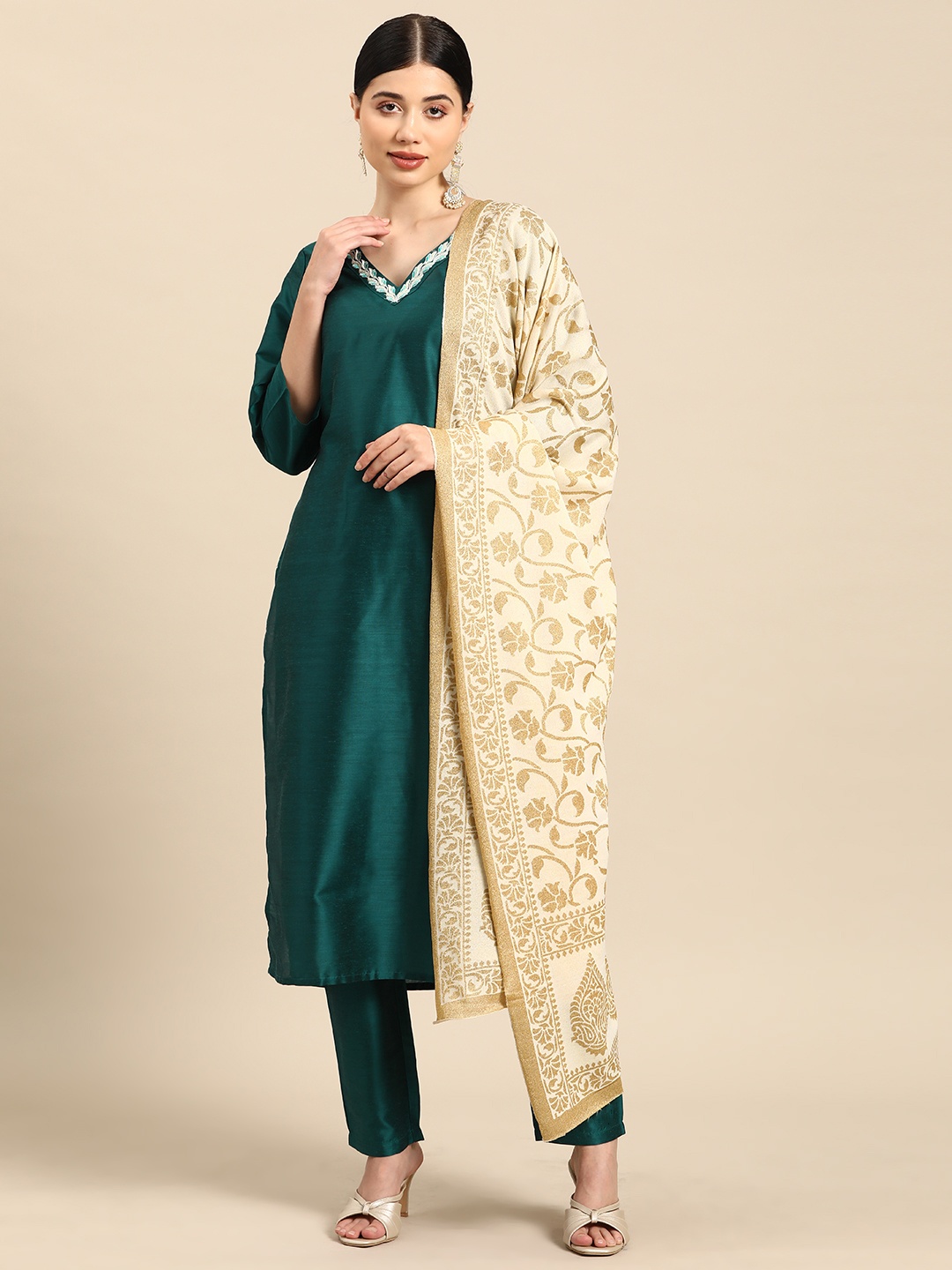 

all about you Women Green Regular Kurta with Trousers & With Dupatta