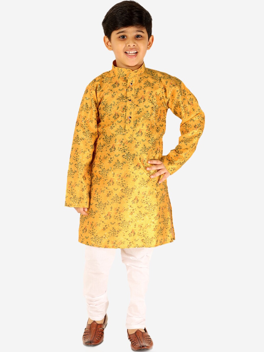 

Pro-Ethic STYLE DEVELOPER Boys Floral Printed Regular Pure Silk Kurta With Pyjamas, Yellow