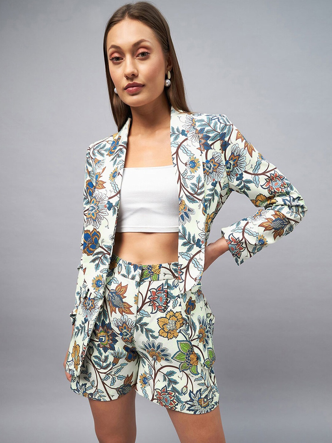 

DELAN Floral Printed Long Sleeves Coat With Shorts Co-Ords, Off white