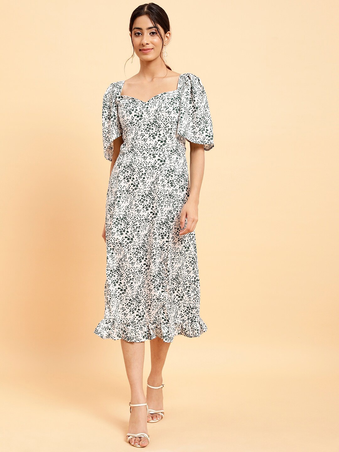 

MINT STREET Floral Printed Sweetheart Neck A-Line Midi Dress, White