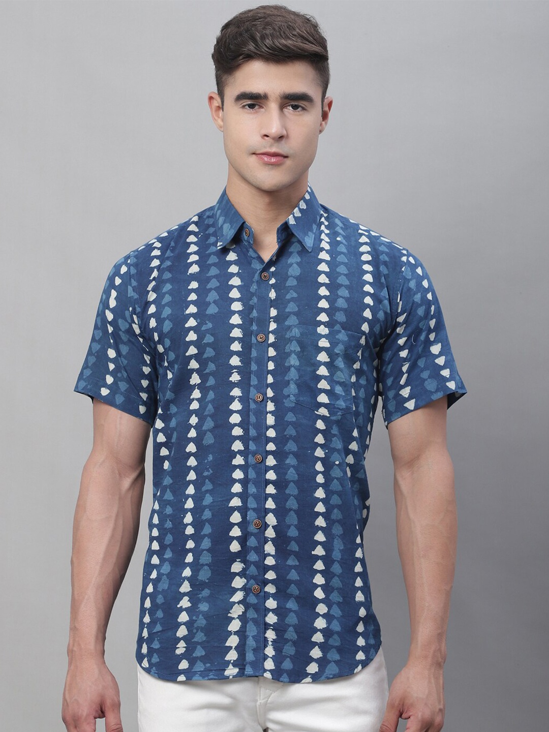 

Pistaa Relaxed Slim Fit Geometric Printed Pure Cotton Casual Shirt, Navy blue