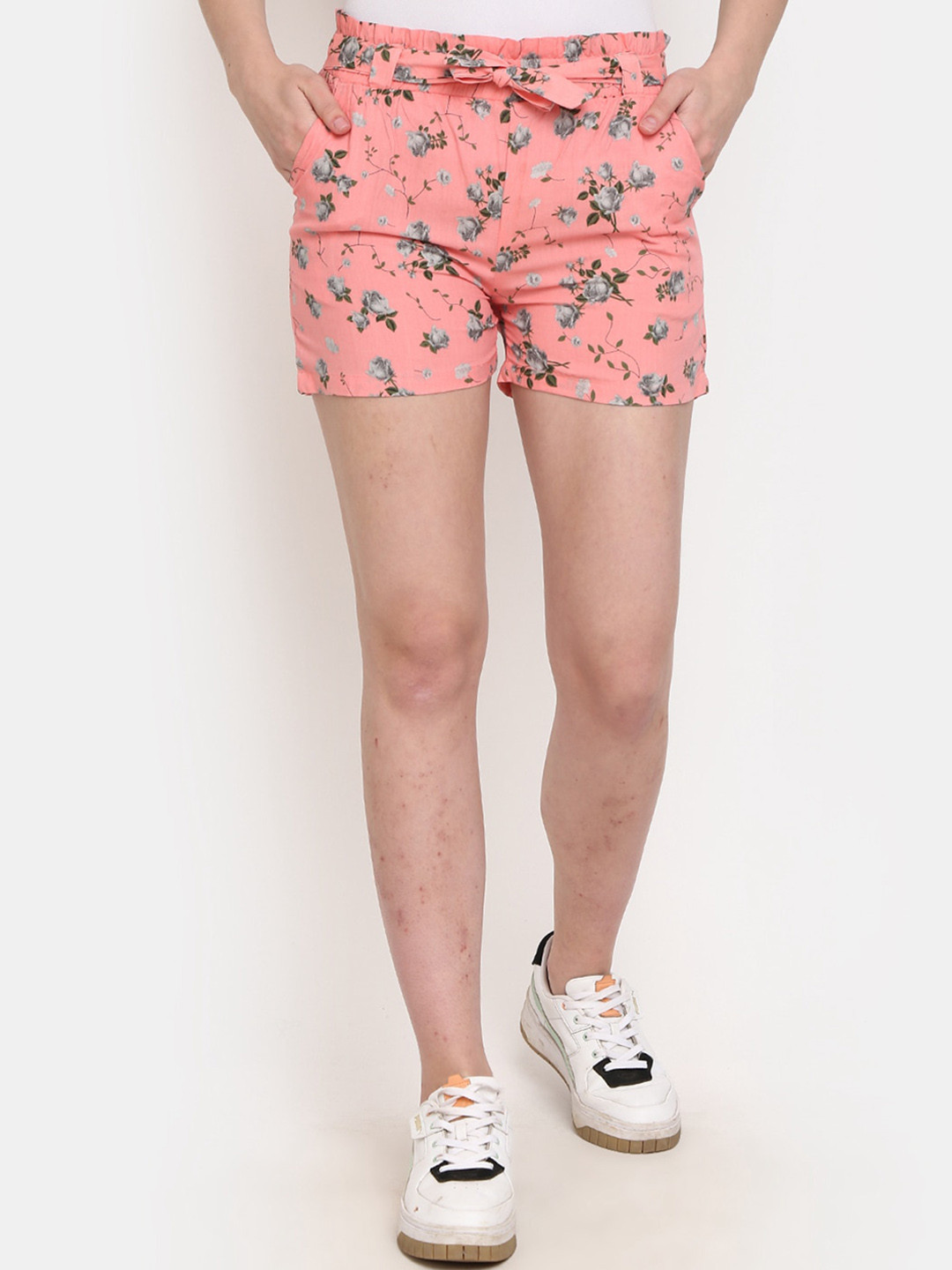 

V-Mart Women Pink Floral Printed Shorts
