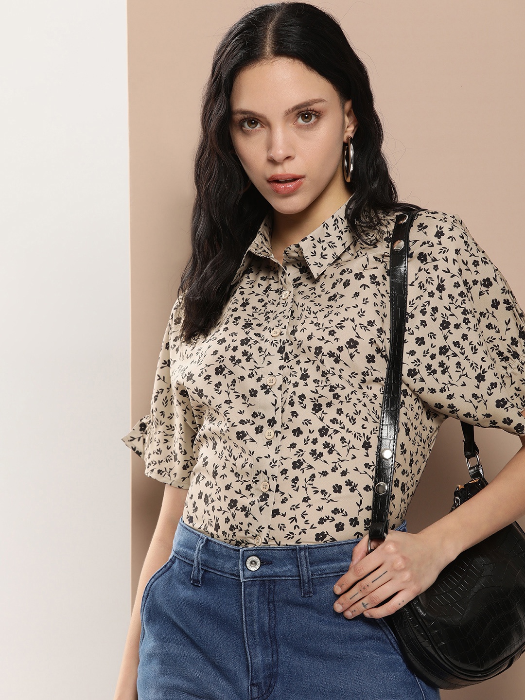 

encore by INVICTUS Extended Sleeves Floral Printed Casual Shirt, Beige