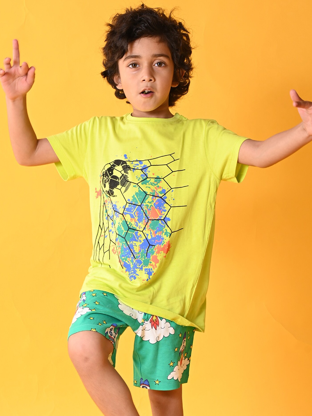 

Anthrilo Boys Printed T-shirt with Shorts, Lime green