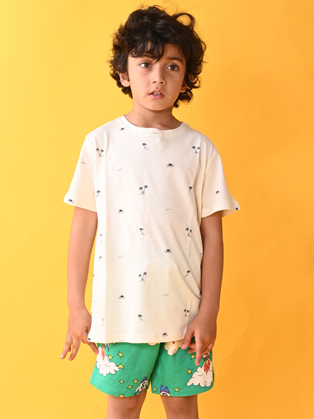 

Anthrilo Boys Printed T-shirt with Shorts, White