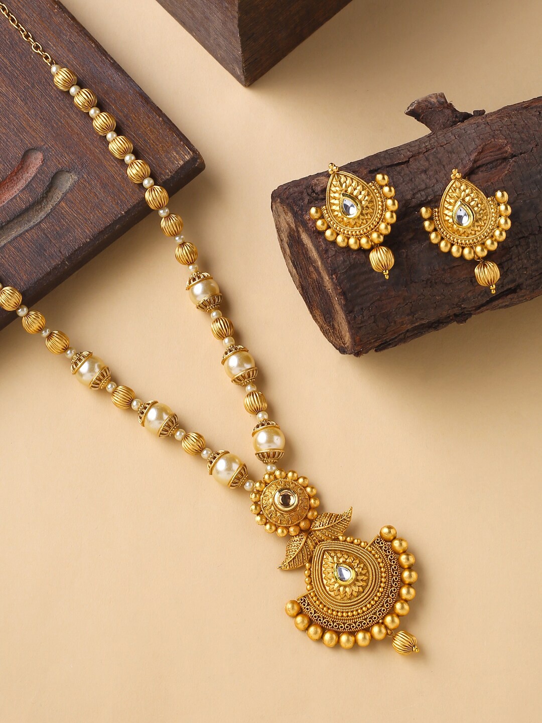 

VIRAASI Gold-Plated Stone-Studded Jewellery Set