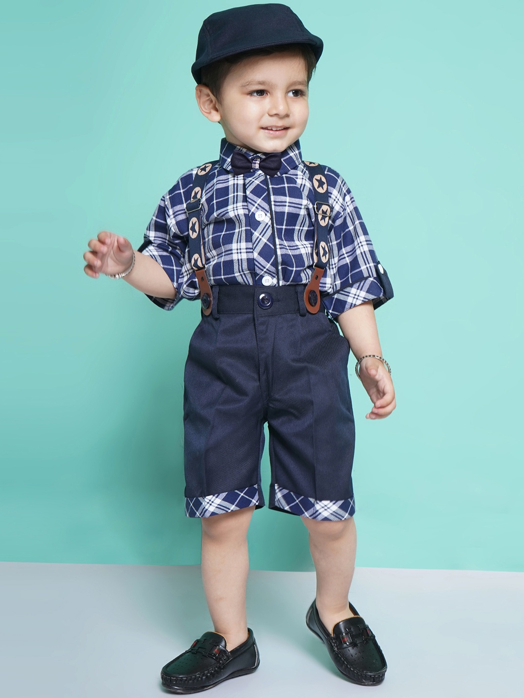 

Aj DEZInES Boys Printed Cotton Shirt Bow Shorts With Cap Suspenders Clothing Set, Navy blue