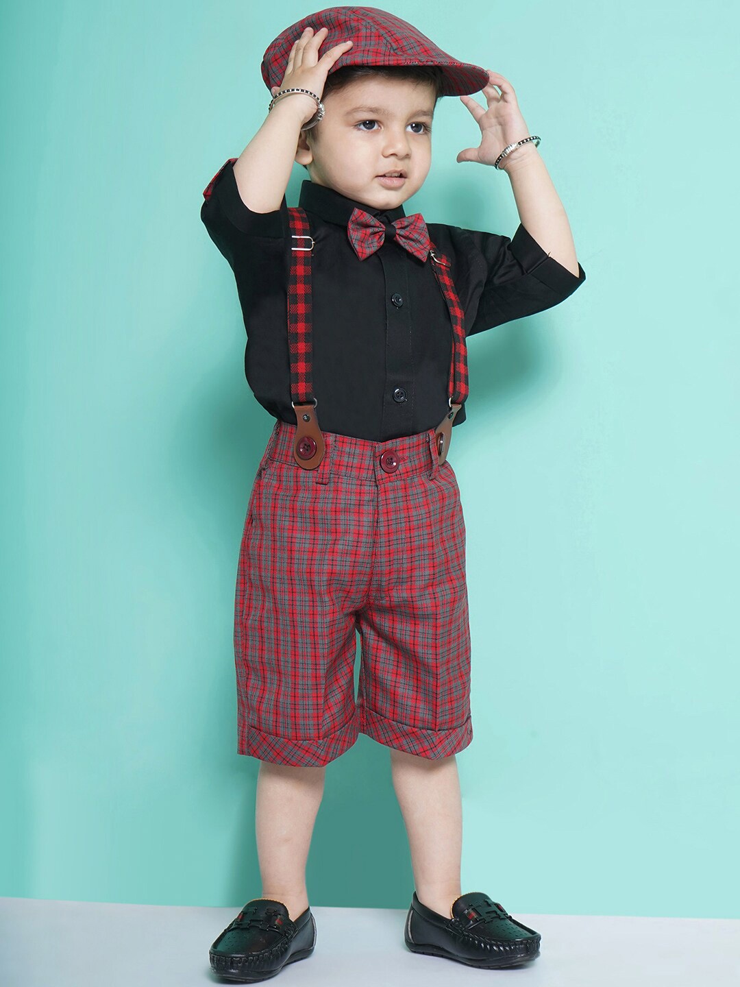 

Aj DEZInES Boys Printed Cotton Shirt Bow Shorts With Cap Suspenders Clothing Set, Red