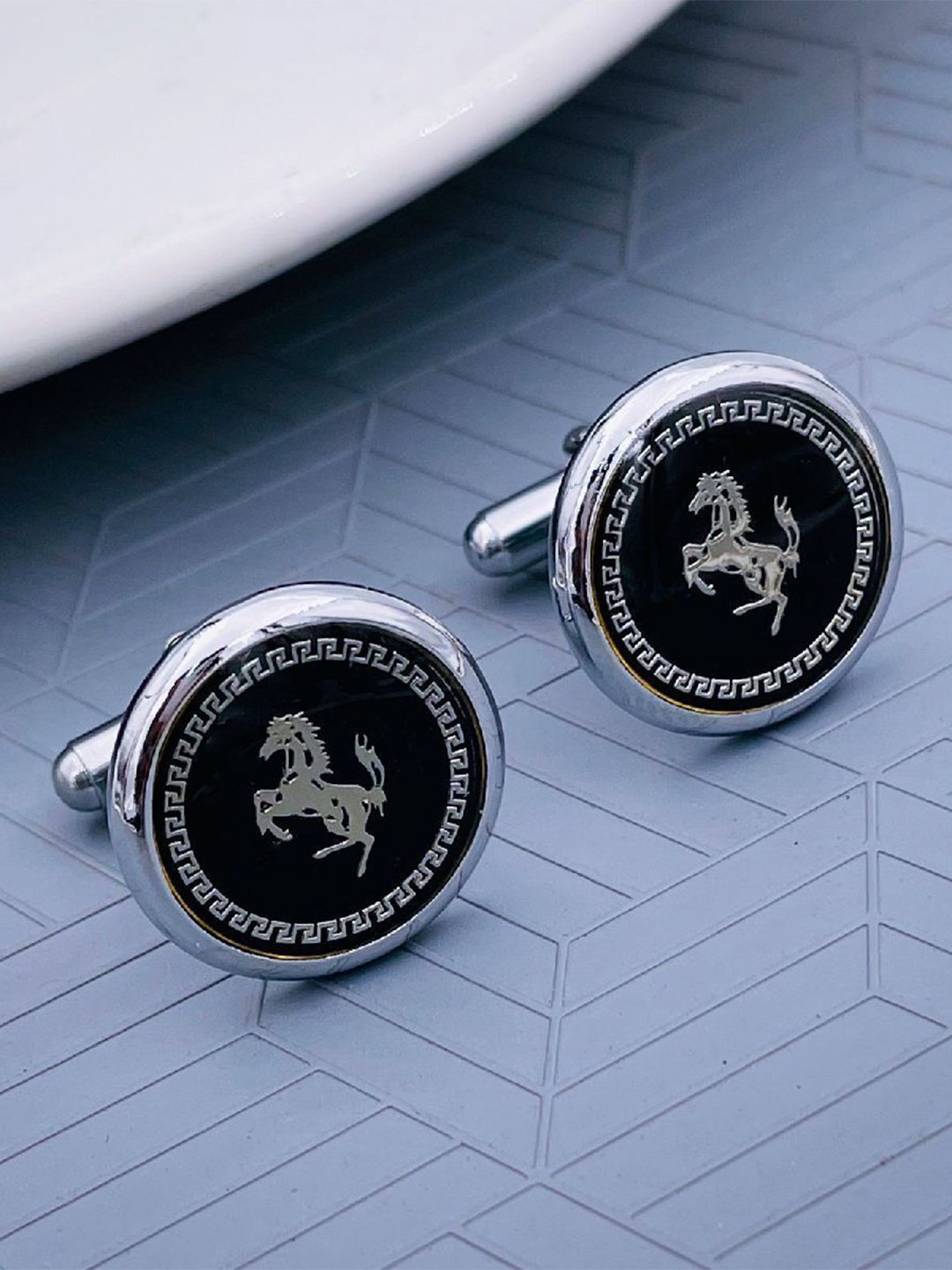 

ZIVOM Men Silver-Plated Formal Shirt Cufflinks