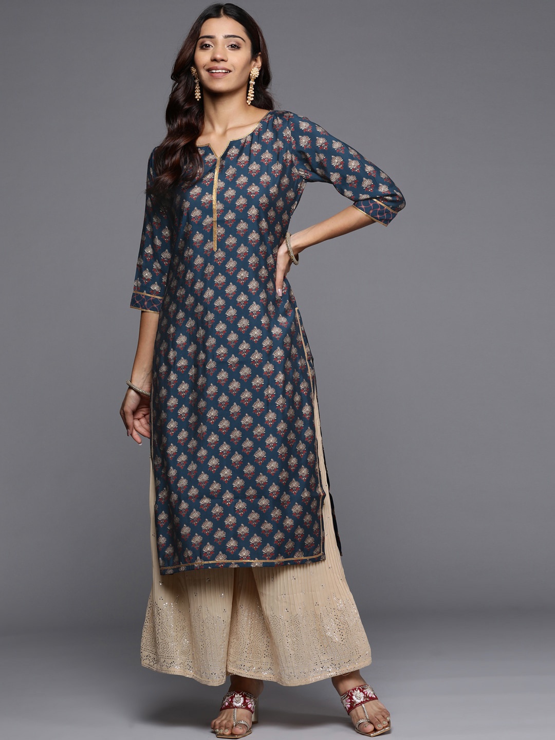 

Libas Navy Blue & Red Ethnic Motifs Printed Straight Silk Kurta