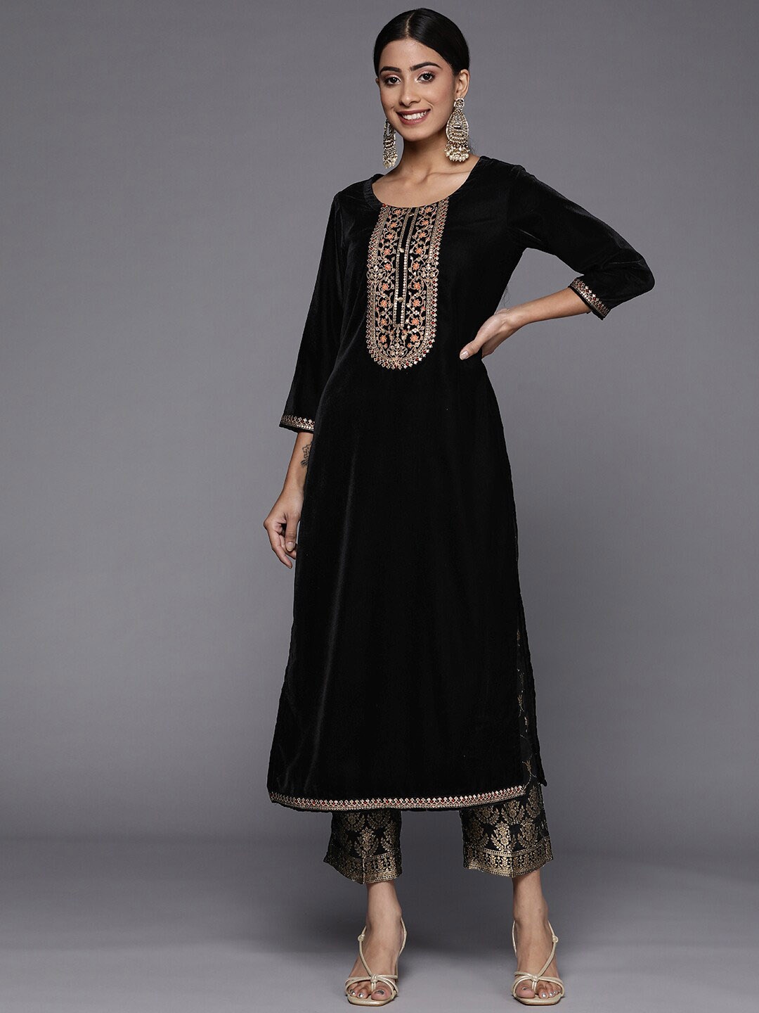 

Libas Black Floral Yoke Design Velvet Kurta With Trousers