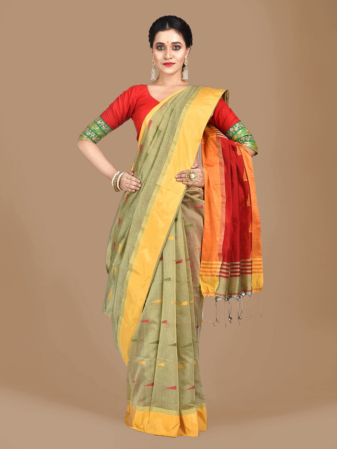 

SAJASAJO Geometric Woven Design Saree, Green