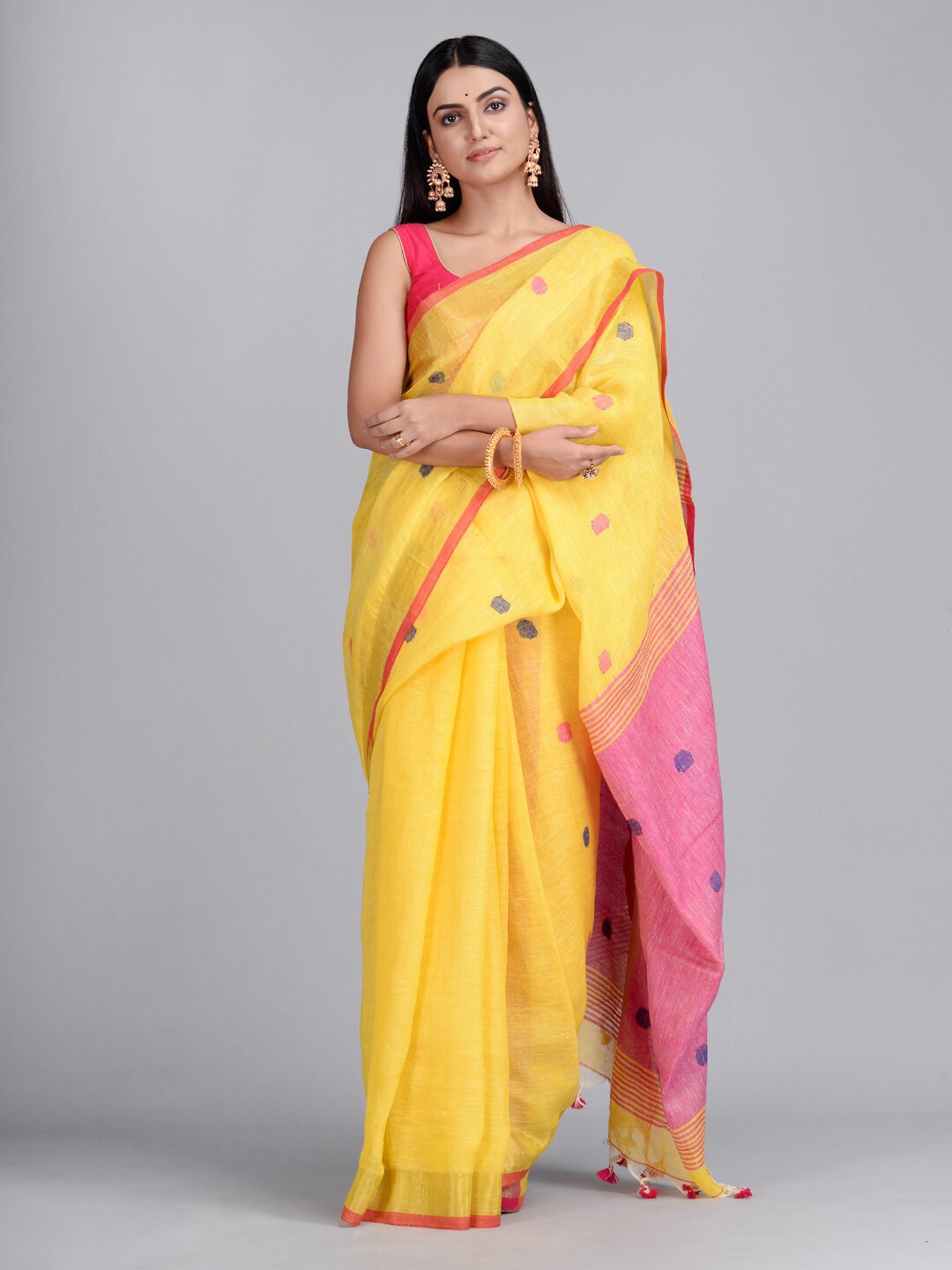 

SAJASAJO Geometric Woven Design Pure Linen Saree, Yellow