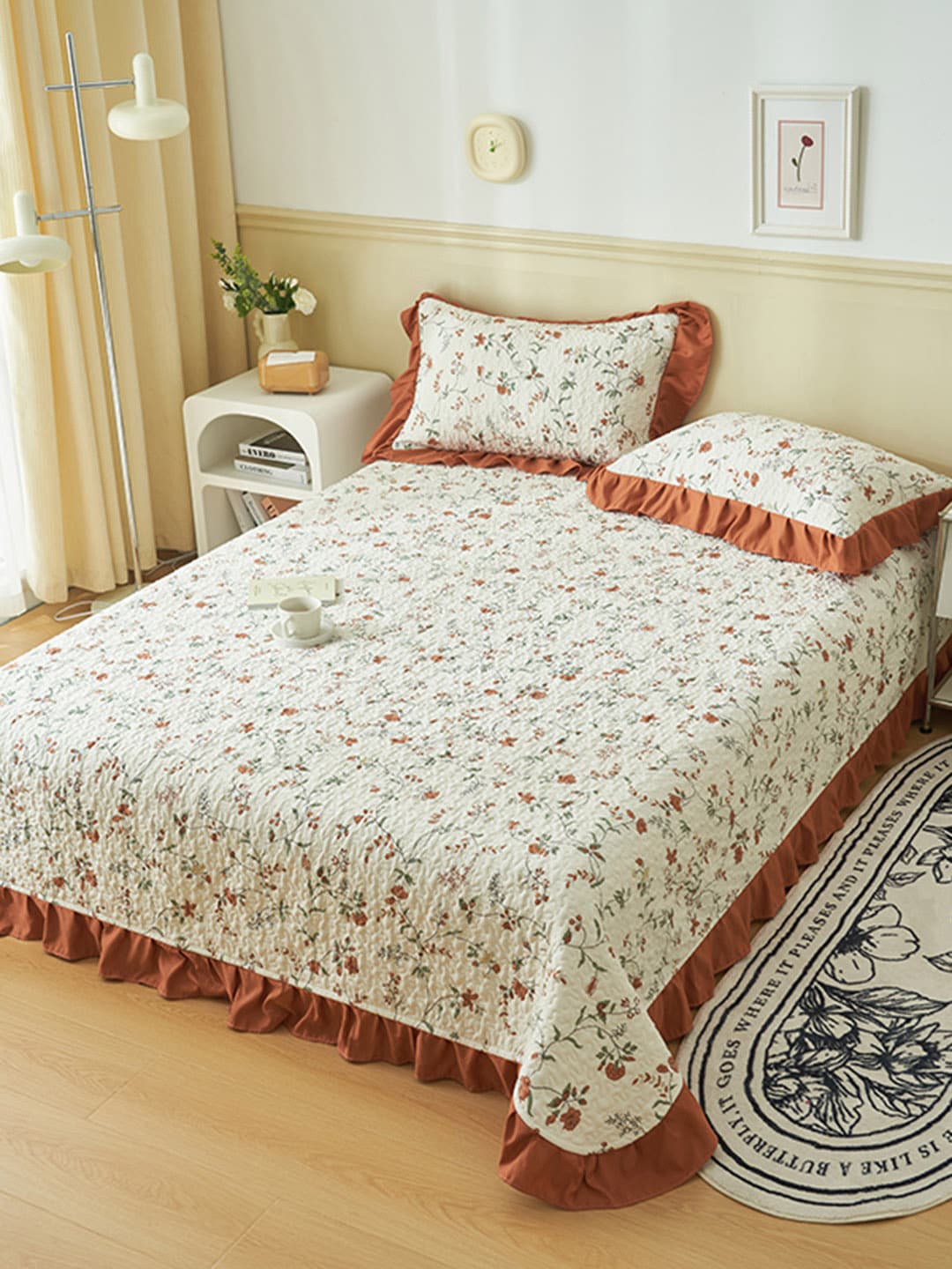

JC Collection White & Maroon Floral Printed 162 TC King Bed Cover With 2 Pillow Cover