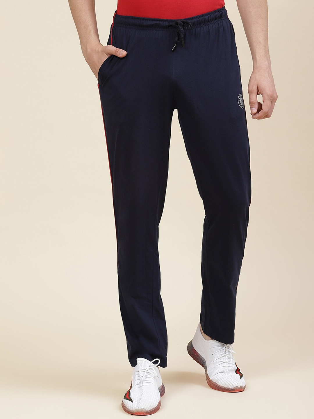 

Cloak & Decker by Monte Carlo Men Cotton Regular Fit Track Pant, Navy blue