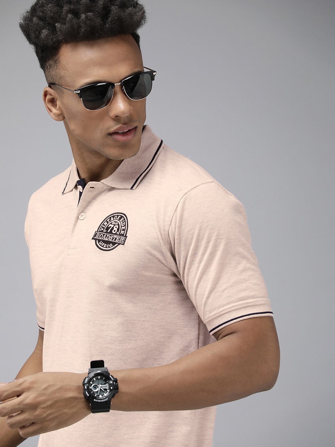 

Roadster Men Polo Collar Regular Fit T-shirt, Cream