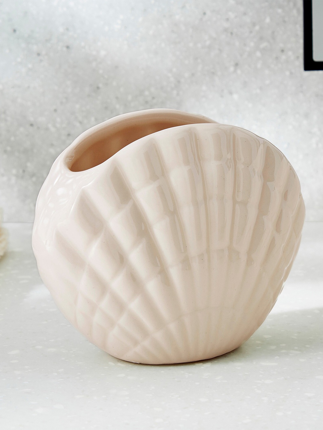 

Home Centre Nova-Santorini Off-White Ceramic Toothbrush Holder