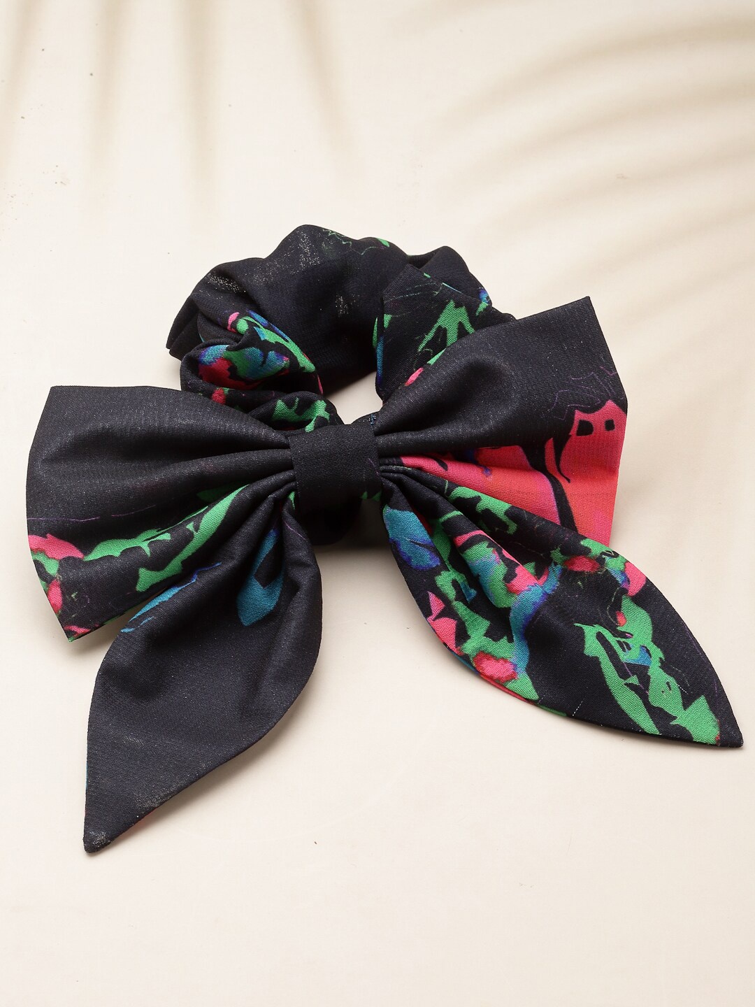

SHAYE Women Floral Printed Scrunchie Ponytail Holders, Black