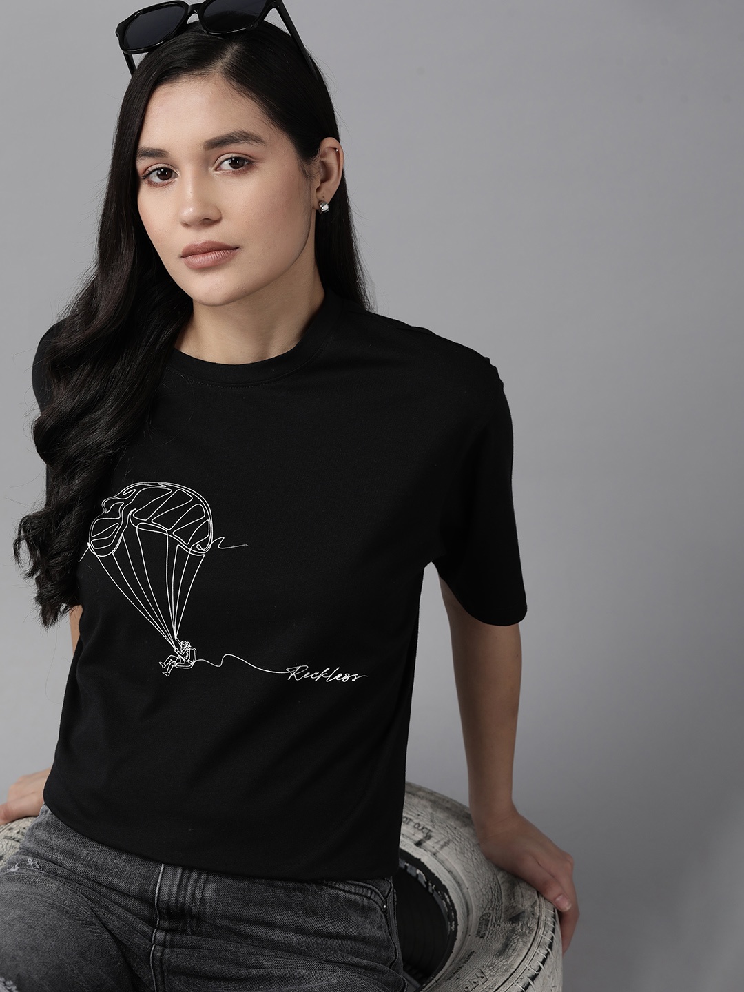 

The Roadster Lifestyle Co. Printed Drop-Shoulder Sleeves Oversized Cotton T-shirt, Black
