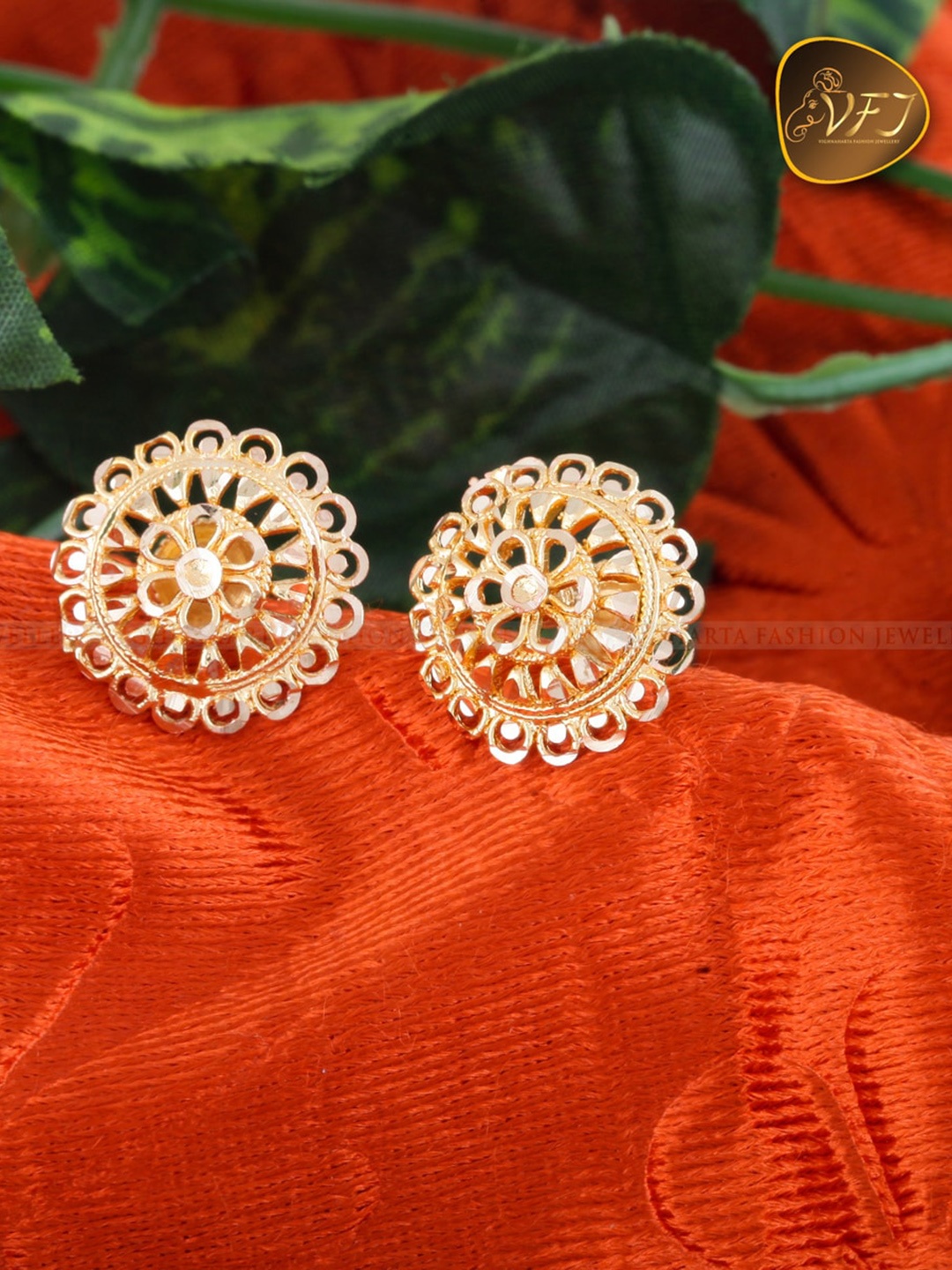 

Vighnaharta Gold-Plated Floral Studs Earrings