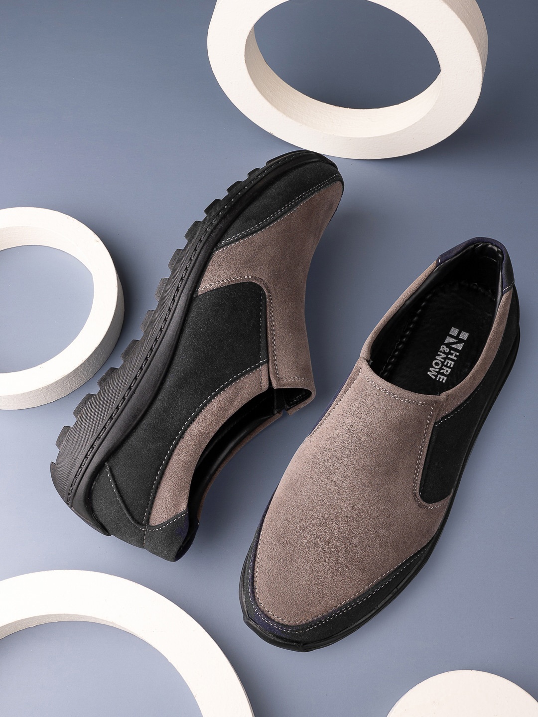 

HERE&NOW Men Black And Brown Colourblocked Suede Slip On Sneakers