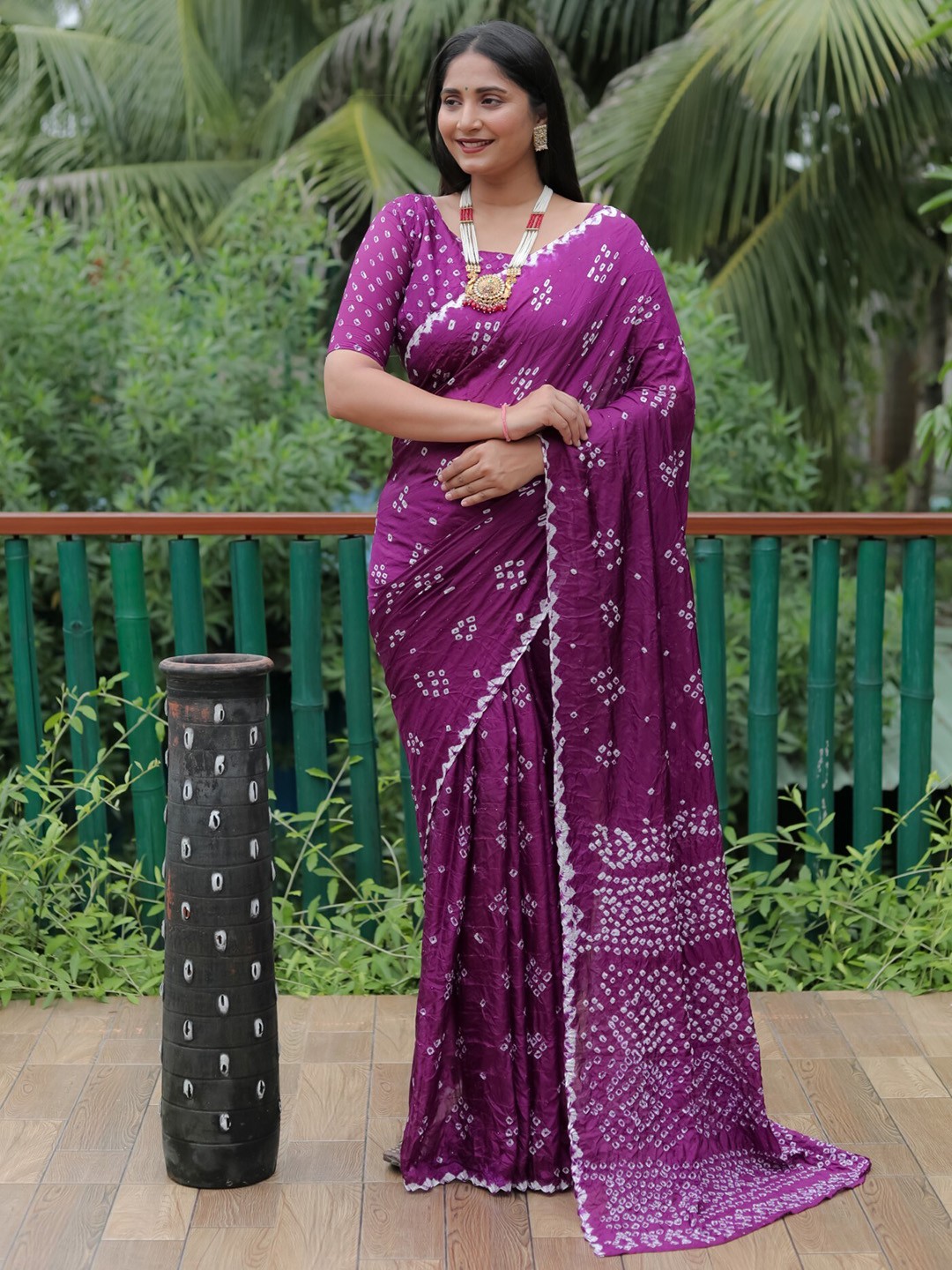 

Mitera Purple & White Bandhani Printed Silk Saree