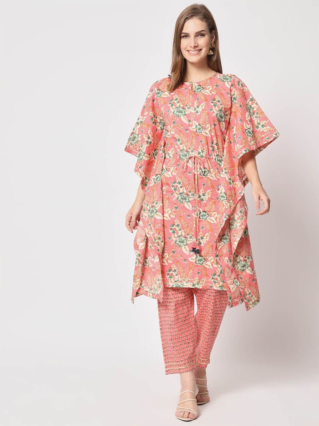 

ODETTE Floral Printed Kaftan Kurta With Trousers, Pink