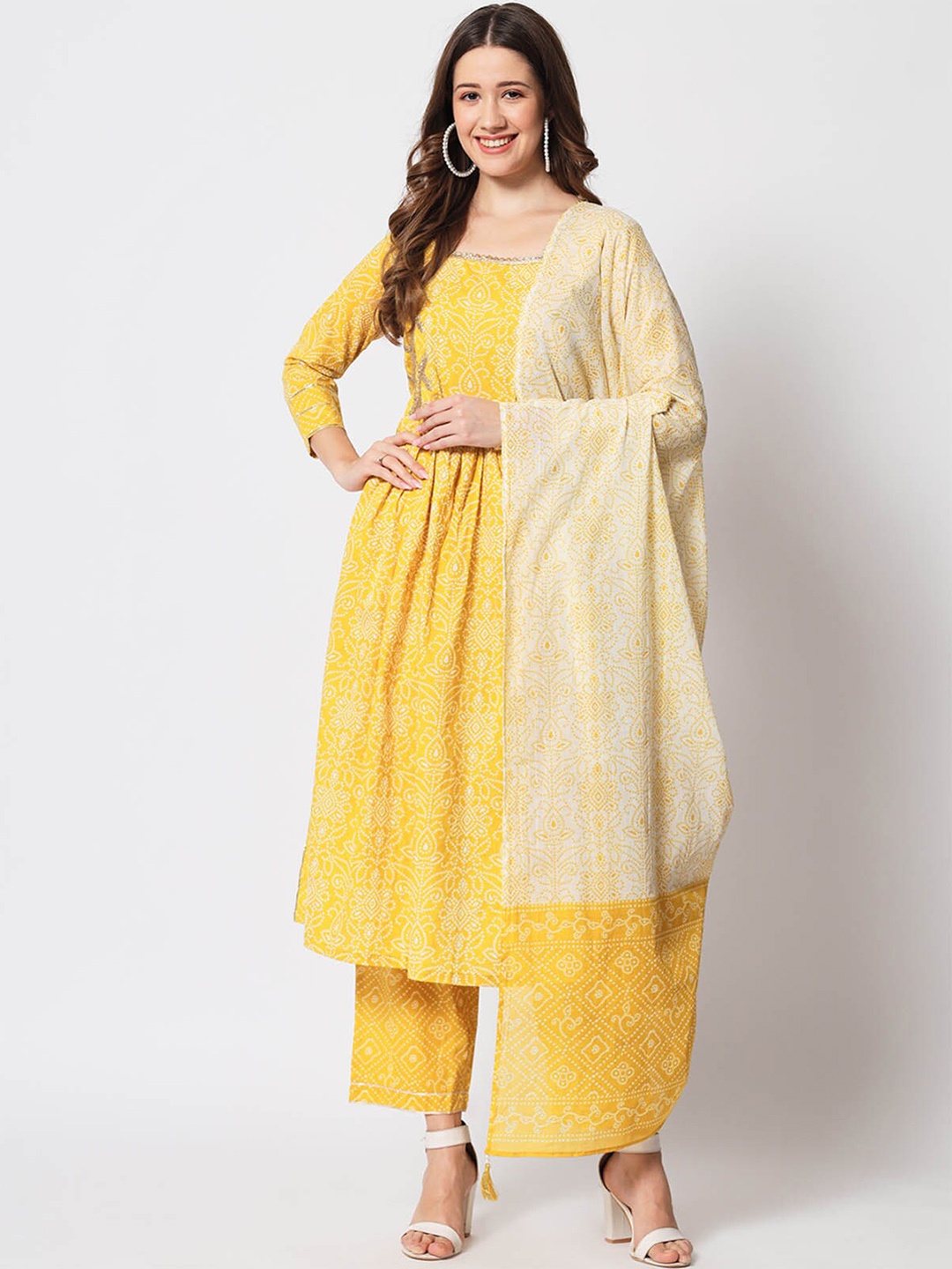

ODETTE Bandhani Printed Empire Gotta Patti Kurta With Trousers & Dupatta, Yellow