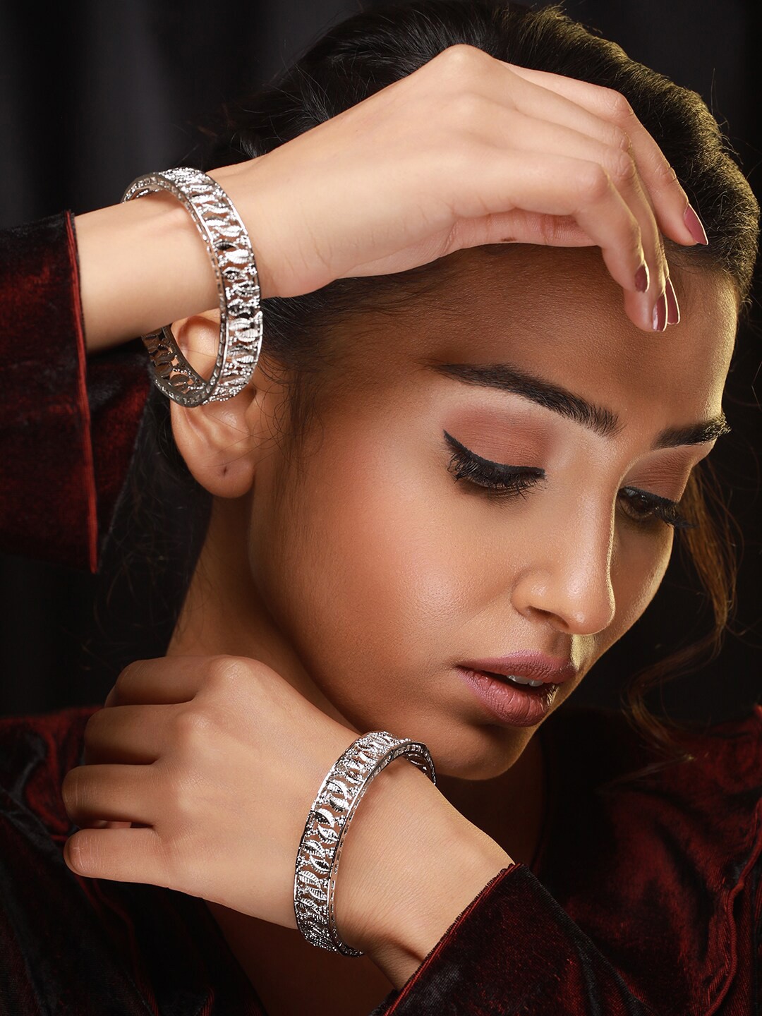 

Sangria Set Of 2 Silver-Plated Leaf Shaped Bangle
