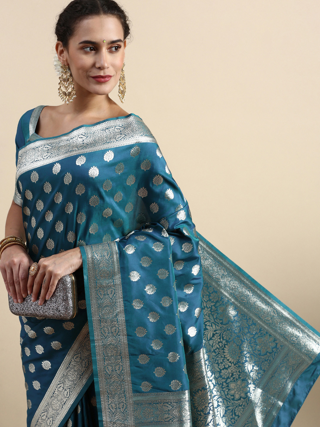

Lilots Ethnic Motifs Woven Design Banarasi Saree with Blouse Piece, Turquoise blue