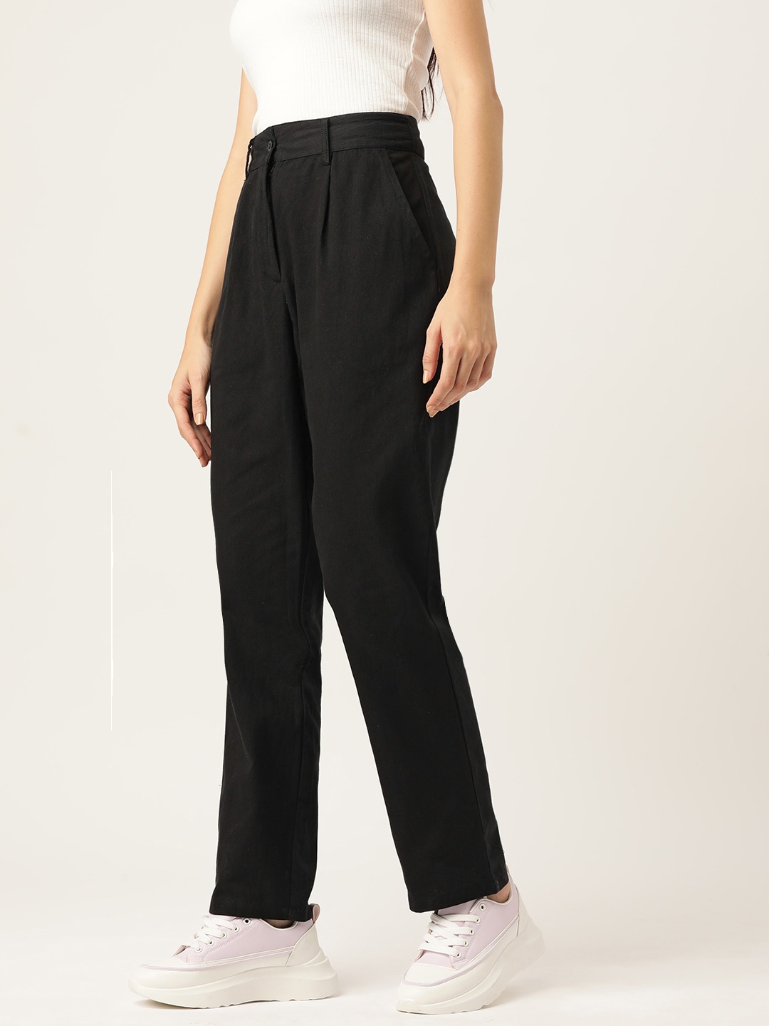 

Mast & Harbour Women Pleated Detail Trousers, Black