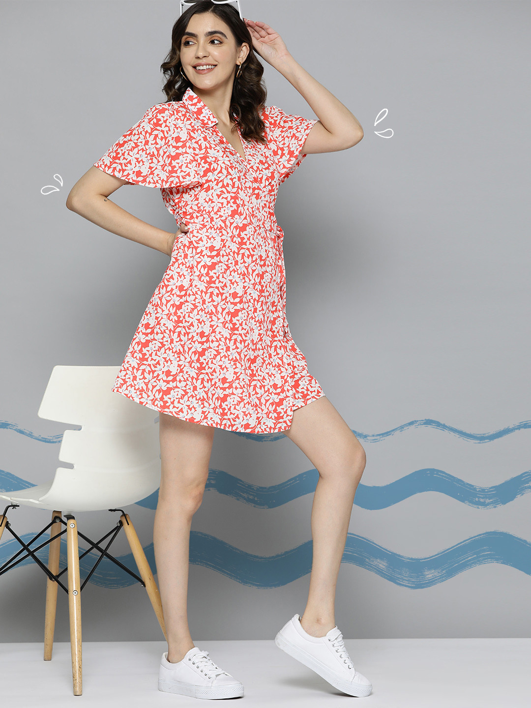

Mast & Harbour Floral Print Flared Sleeves Wrap Dress, Red
