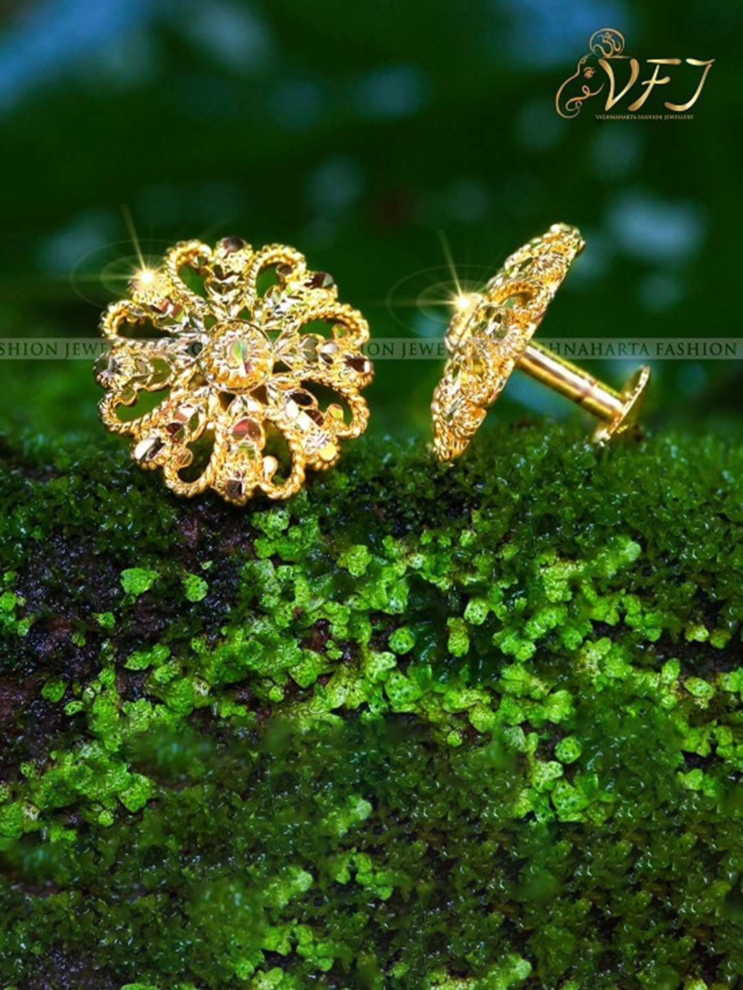 Vighnaharta Gold-Plated Floral Studs Earrings