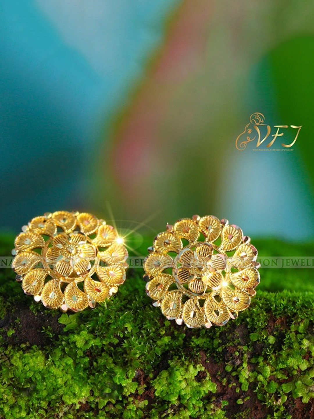 Vighnaharta Gold-Plated Floral Studs Earrings