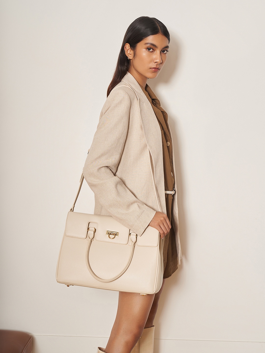 

MIRAGGIO Tokyo Beige Handbag with Adjustable & Detachable Strap, White