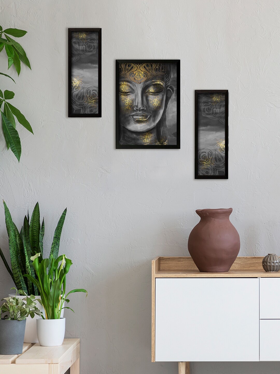 

PAPER PLANE DESIGN Black & Beige 3 Pieces Printed Wall Photo Frame