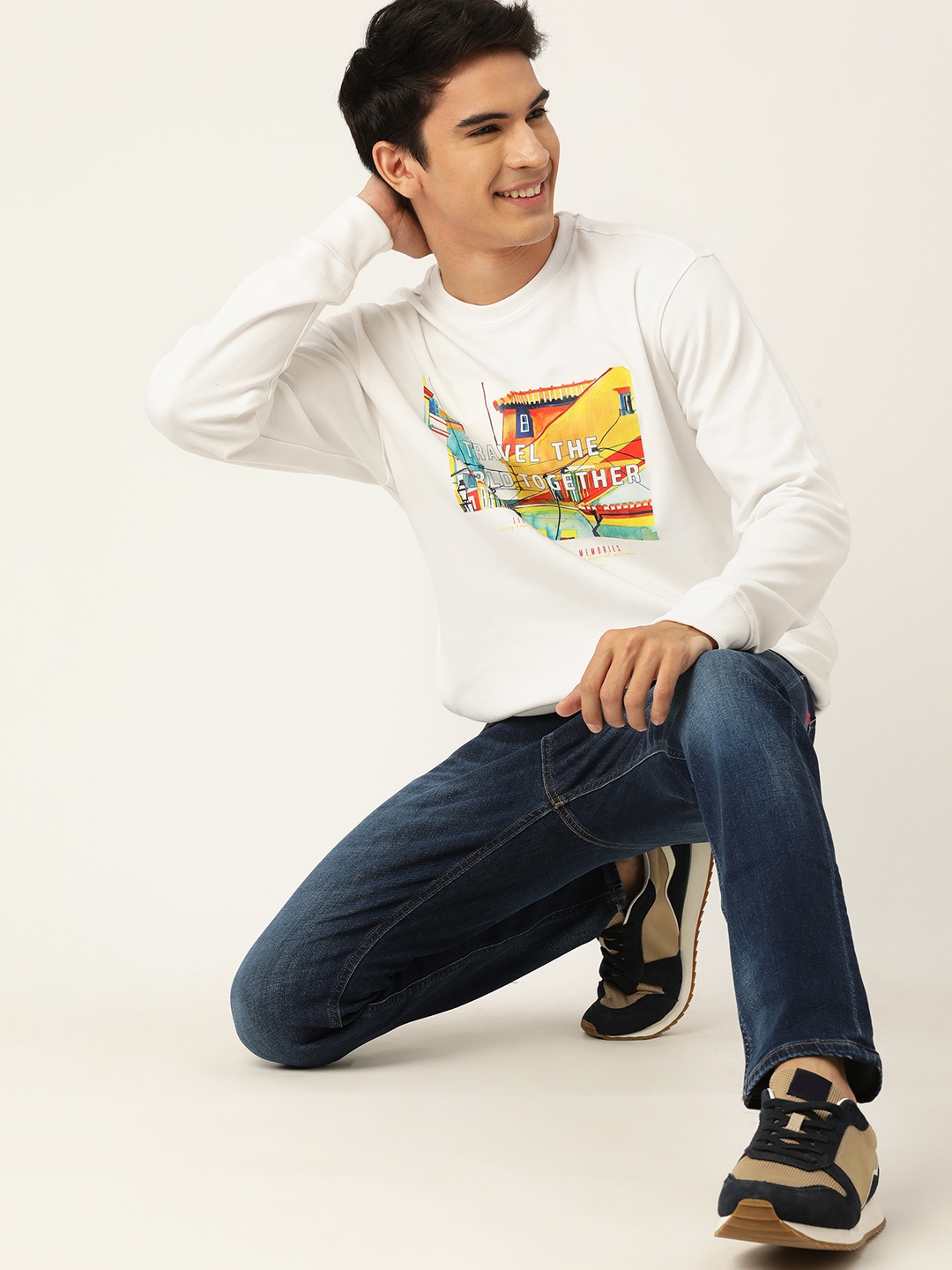 

Mast & Harbour Graphic Printed Sweatshirt, White
