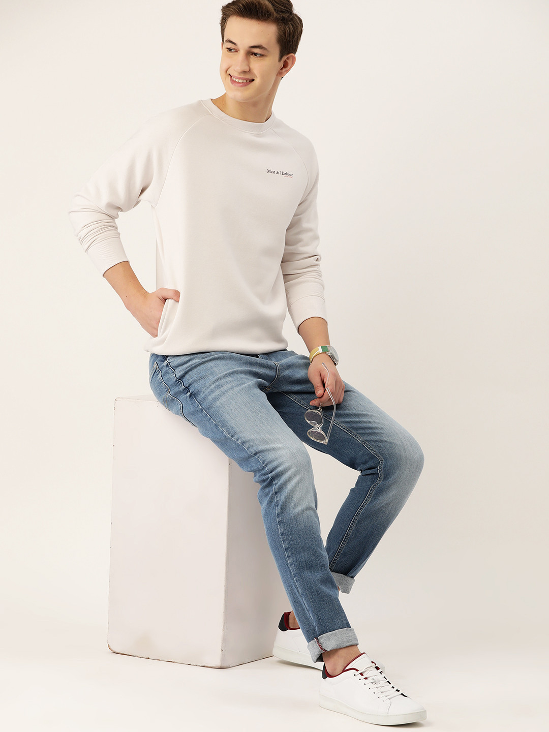 

Mast & Harbour Solid Pullover Sweatshirt, White