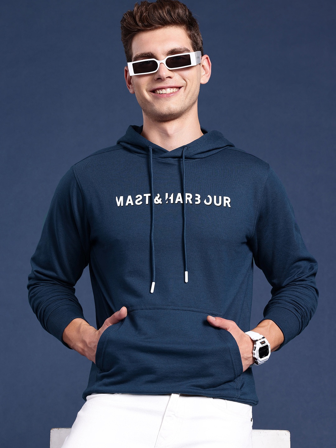 

Mast & Harbour Printed Hooded Sweatshirt, Na
