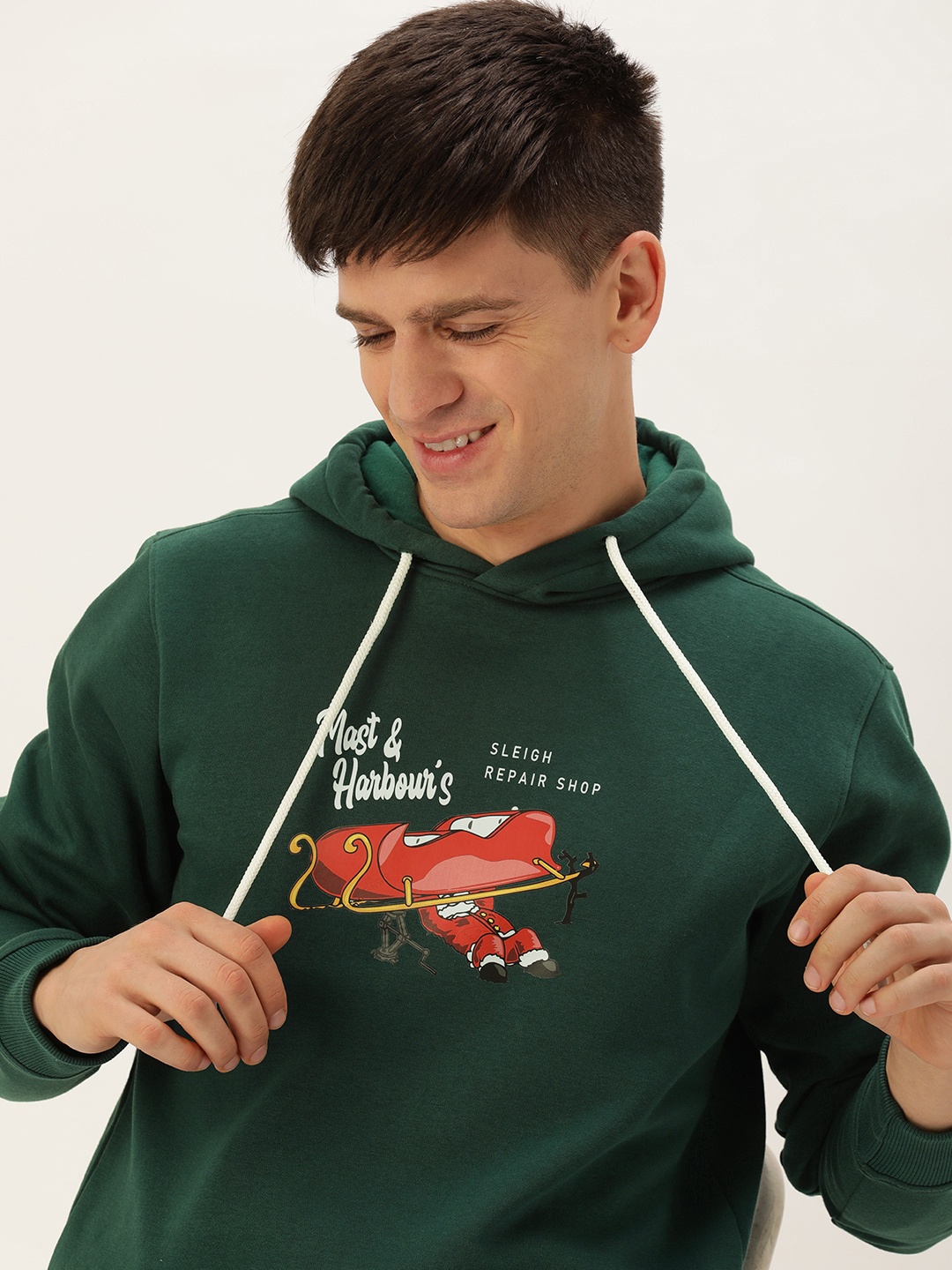 

Mast & Harbour Long Sleeves Printed Hooded Sweatshirt, Green