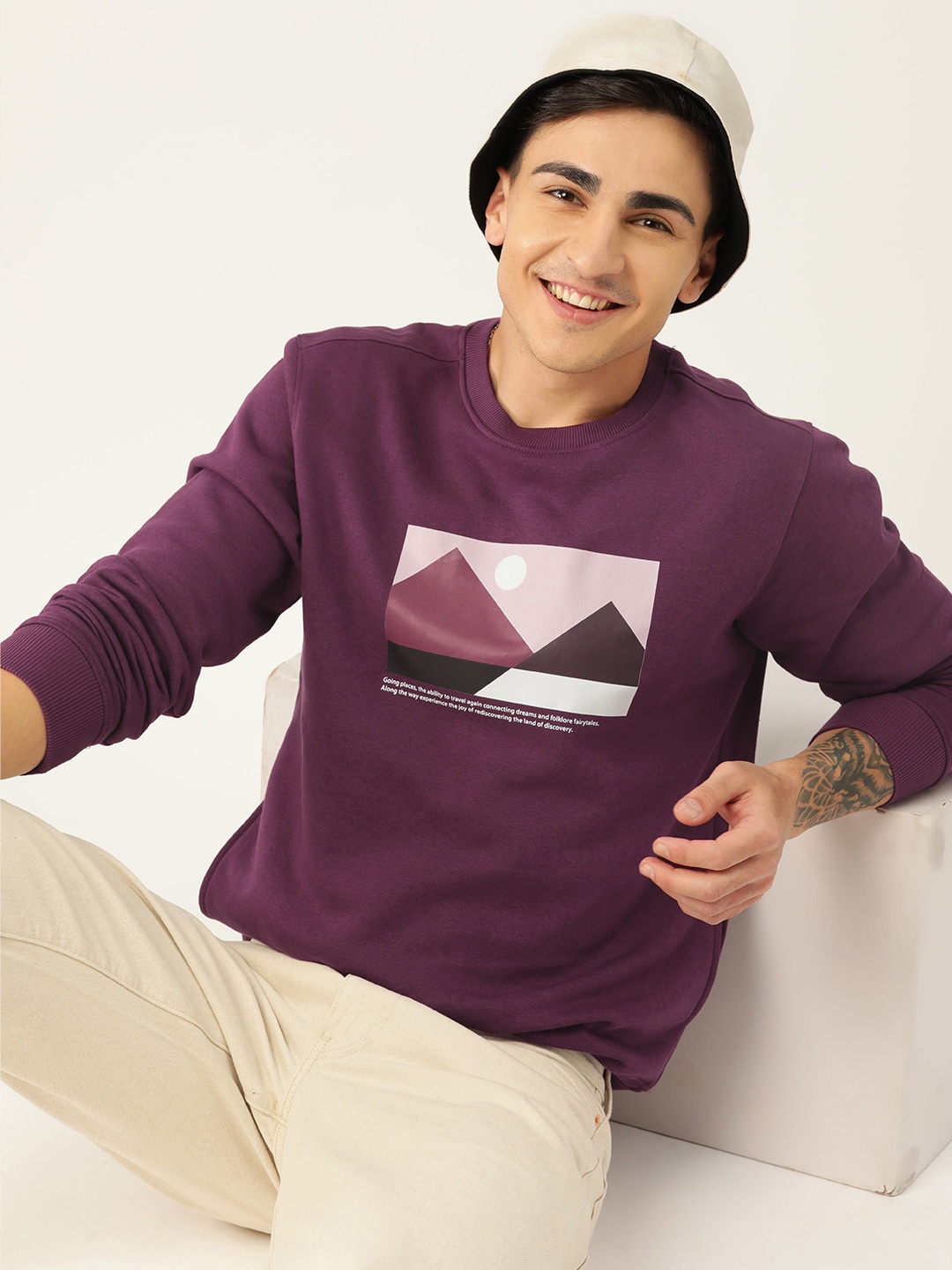 

Mast & Harbour Round Neck Printed Sweatshirt, Burgundy